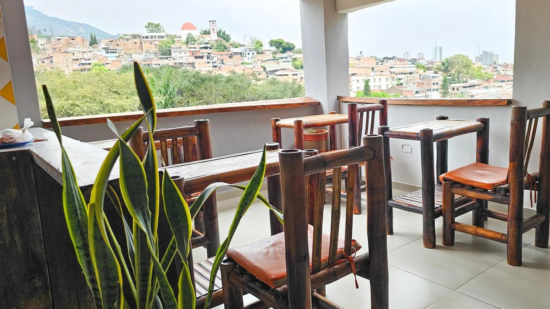 Guest house La Mercedes Lite Hostal By Mh Hotel Cali